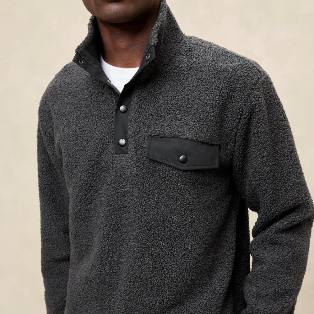 Banana Republic Factory Sherpa Quarter Snap, Dark Gray, Large NWT